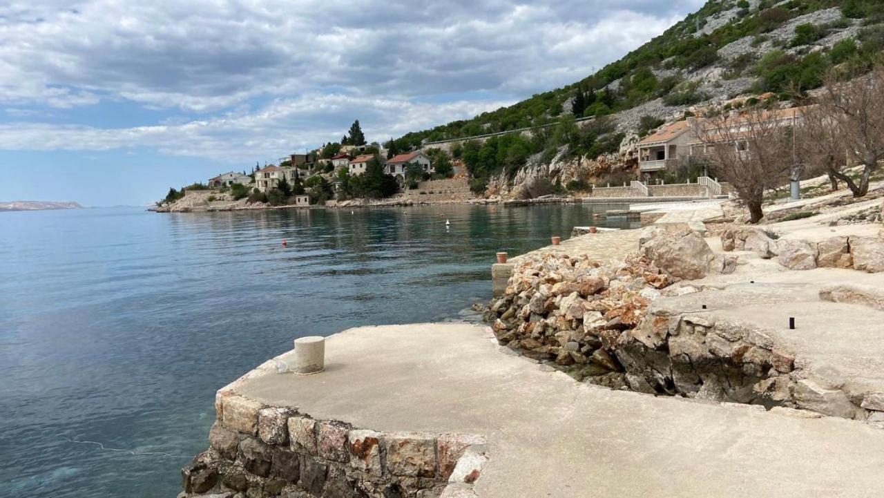 Kuca Za Odmor Coccoli Apartamento Karlobag Exterior foto