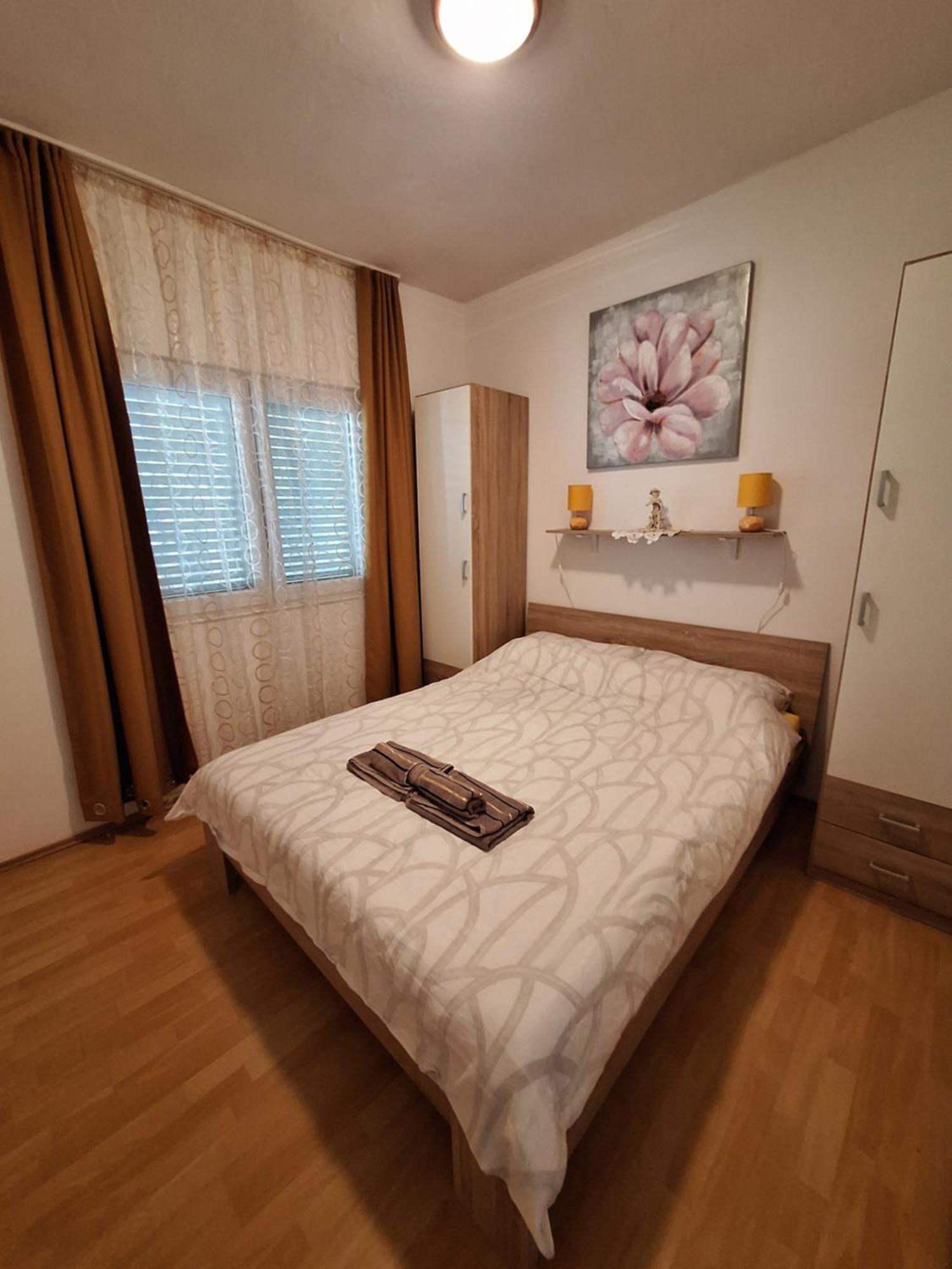 Kuca Za Odmor Coccoli Apartamento Karlobag Exterior foto