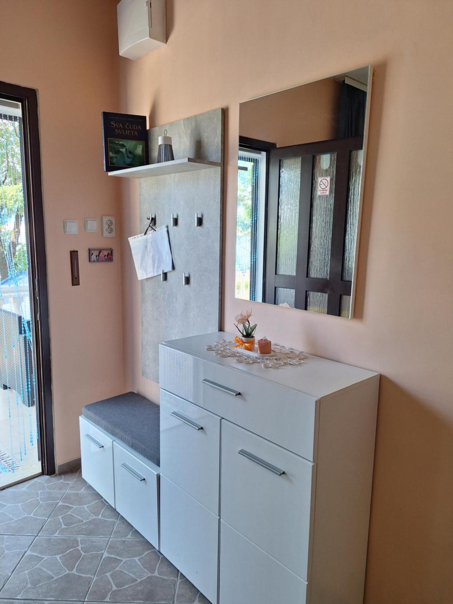 Kuca Za Odmor Coccoli Apartamento Karlobag Exterior foto